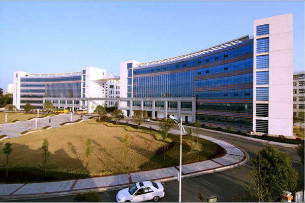 校园能耗监测系统硬件结构!(图1) 校园能耗监测系统硬件结构!(图1)