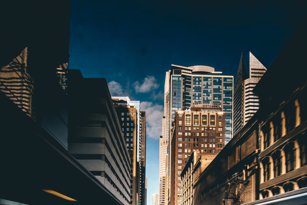 做好碳达峰必须坚持建筑节能优先,低碳转型下建筑节能具有重要意义! 做好碳达峰必须坚持建筑节能优先,低碳转型下建筑节能具有重要意义!